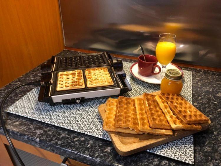 A La Marc'Quize Chambres D'Hotes, Petit Dejeuner Compris, Avec Piscine A Debordement En Exterieur, Bain Nordique A 38 Degres En Prestation Supplement Sur Reservation Horaire Anticipee 1 Place De Parking Gratuite Sur Place Mouxy Ngoại thất bức ảnh
