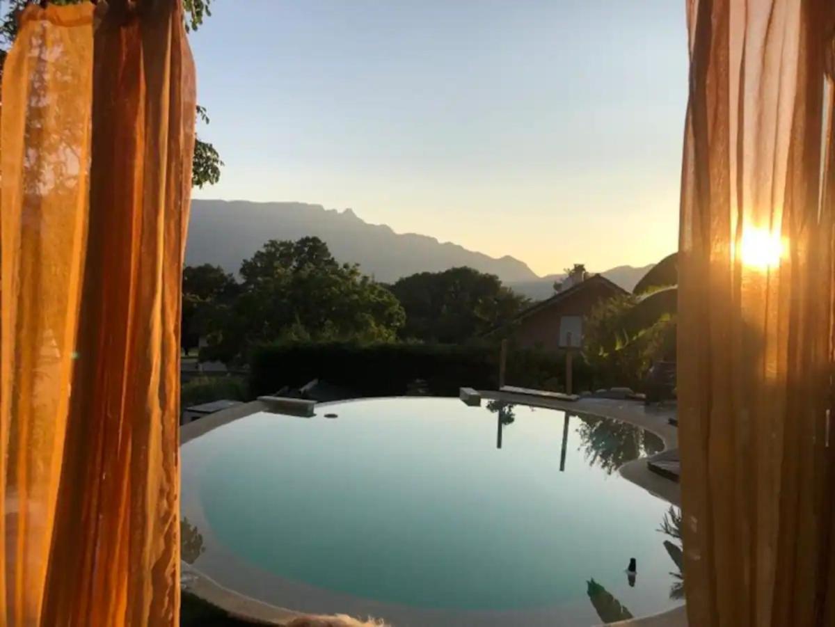 A La Marc'Quize Chambres D'Hotes, Petit Dejeuner Compris, Avec Piscine A Debordement En Exterieur, Bain Nordique A 38 Degres En Prestation Supplement Sur Reservation Horaire Anticipee 1 Place De Parking Gratuite Sur Place Mouxy Ngoại thất bức ảnh