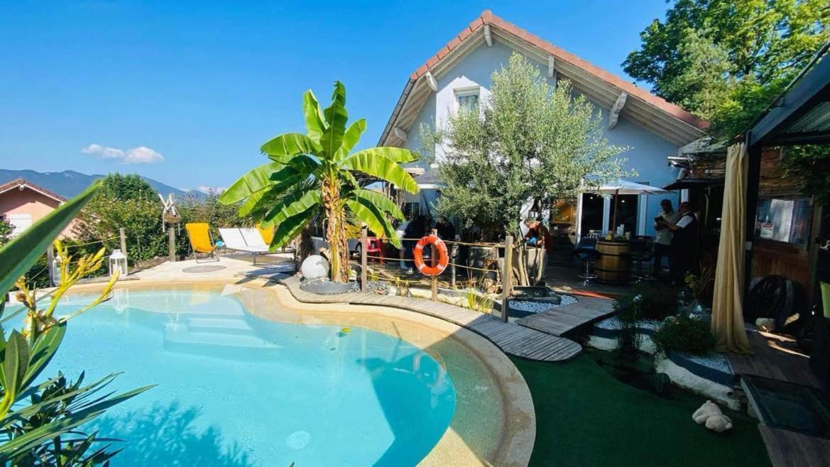A La Marc'Quize Chambres D'Hotes, Petit Dejeuner Compris, Avec Piscine A Debordement En Exterieur, Bain Nordique A 38 Degres En Prestation Supplement Sur Reservation Horaire Anticipee 1 Place De Parking Gratuite Sur Place Mouxy Ngoại thất bức ảnh